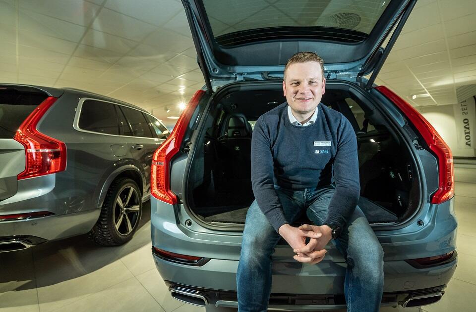 VEIHJELP: Som Volvo Selekt-kunde får man tilgang på 12 måneder med Volvo Veihjelp, uansett hvor i Europa man kjører.